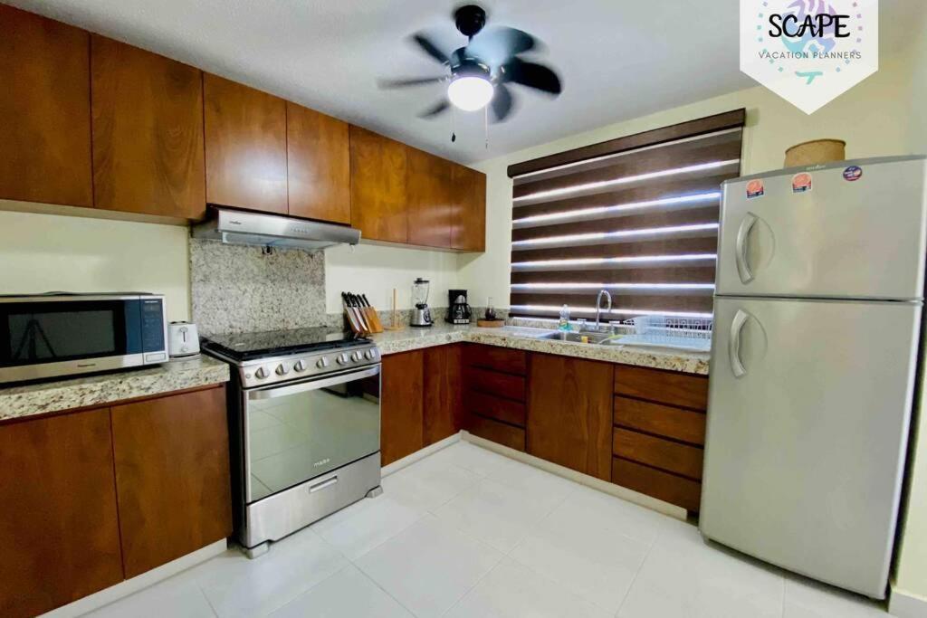 Amplia Y Calida Casa Cerca De Plaza Las Americas Villa Cancún Exteriör bild